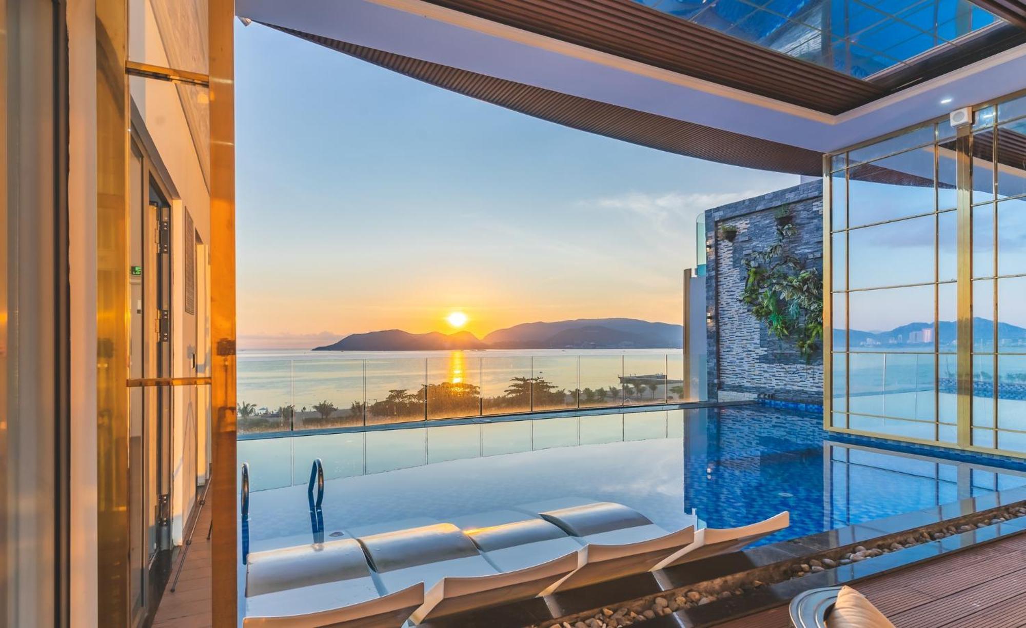 La Vague Hotel Να Τρανγκ Εξωτερικό φωτογραφία